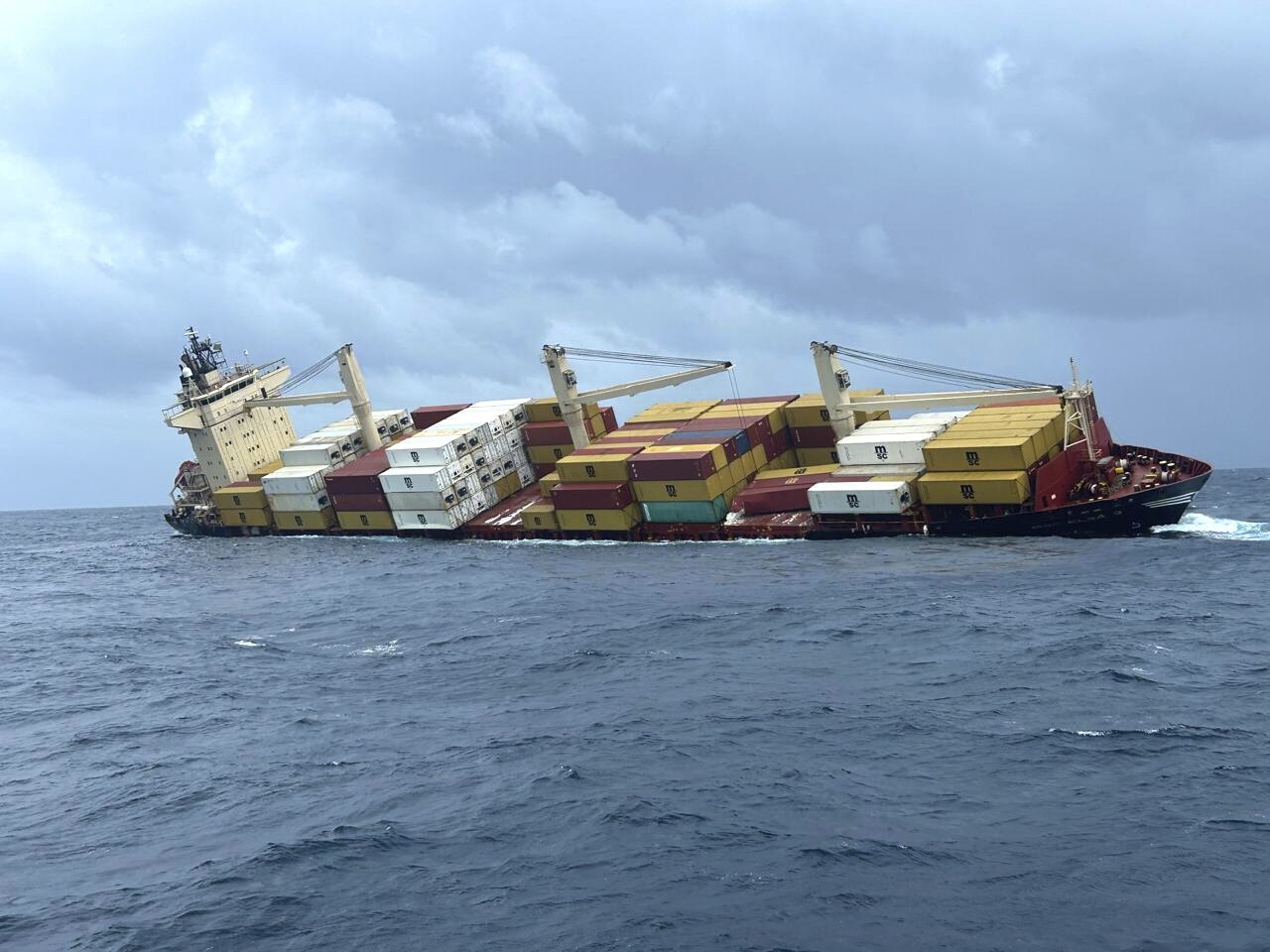 Probe launched into possible use of EMP devices in Arabian Sea sinking ships incidents