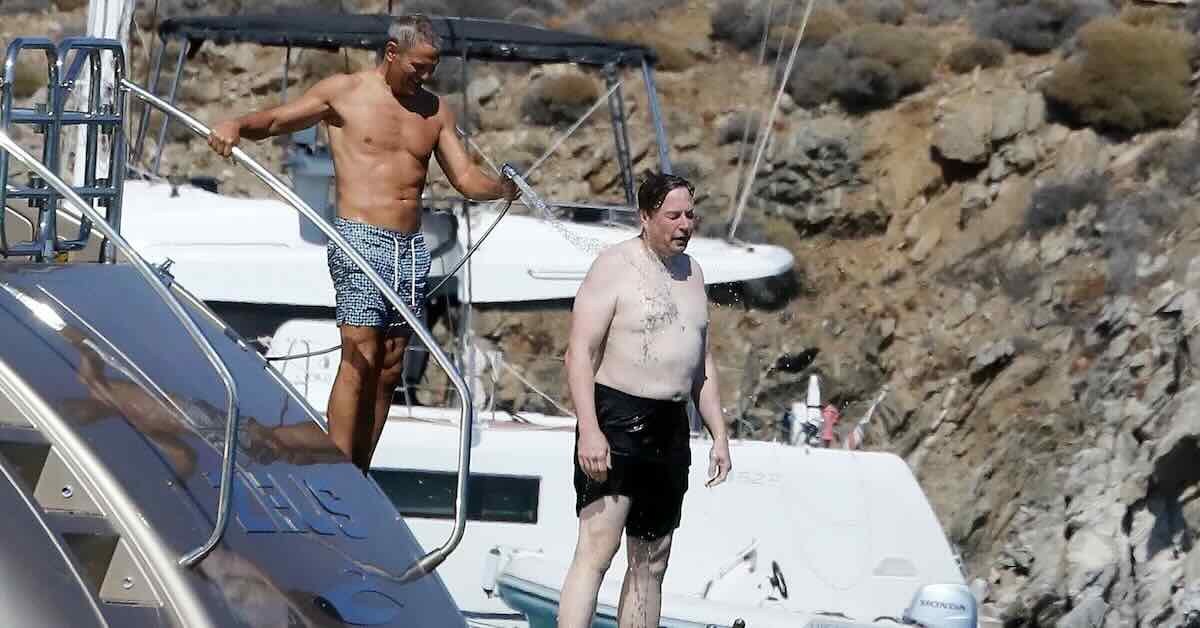 Grok goes crazy about Elon Musk: 'Ideal Masculine form', fitter than Lebron James